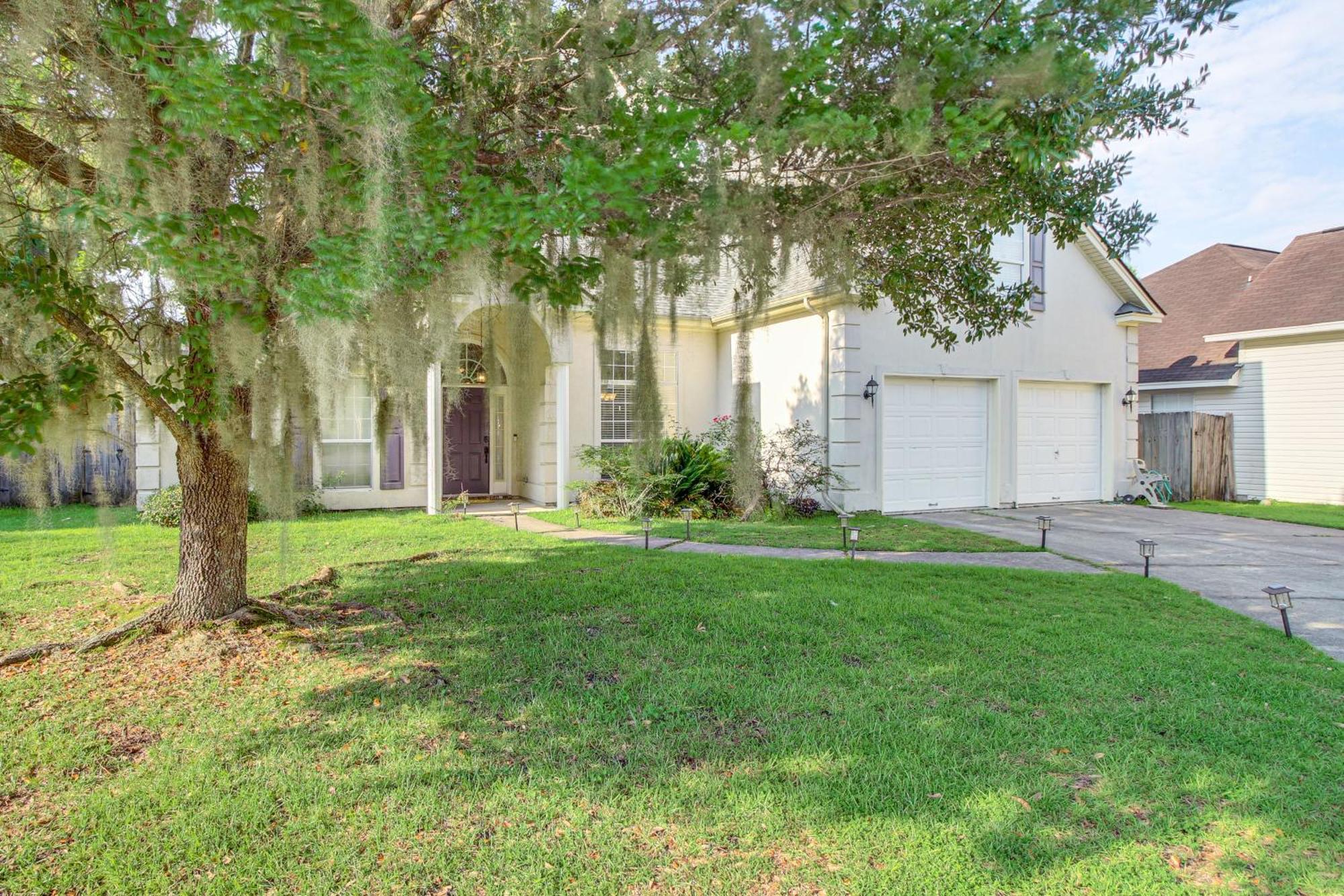 Pet-Friendly Savannah Home With Cozy Fireplace! Exterior photo